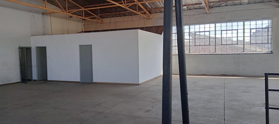 To Let commercial Property for Rent in Benrose Gauteng