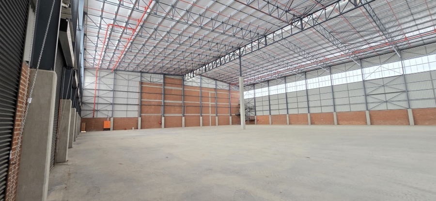 To Let commercial Property for Rent in North Riding Gauteng