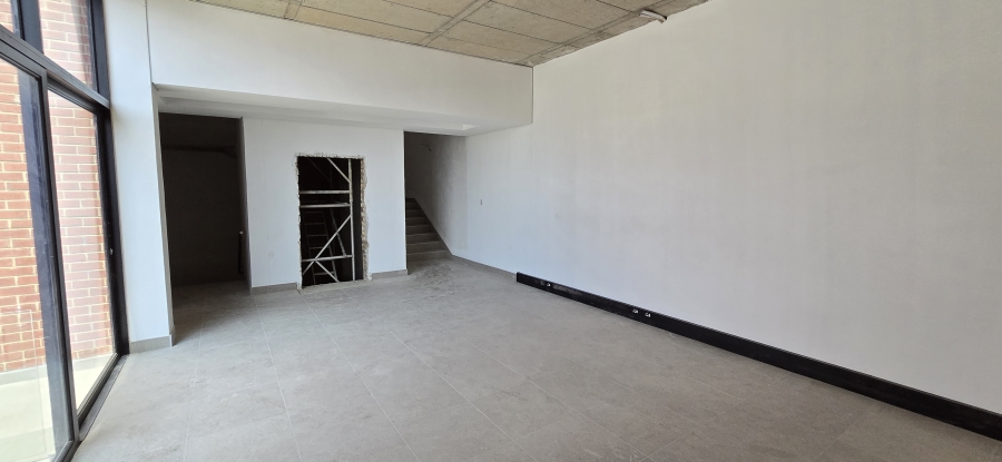 To Let commercial Property for Rent in North Riding Gauteng