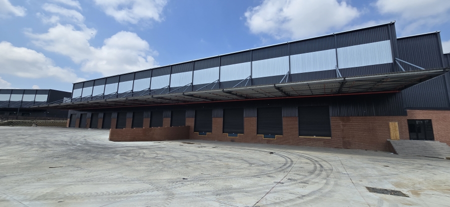 To Let commercial Property for Rent in North Riding Gauteng