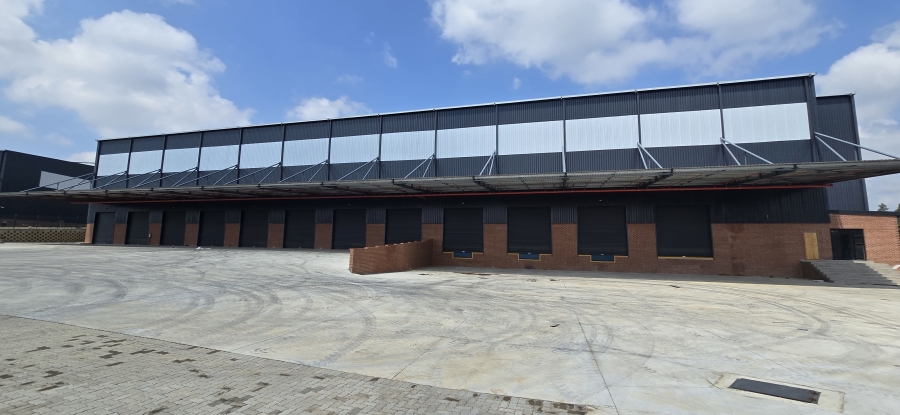 To Let commercial Property for Rent in North Riding Gauteng