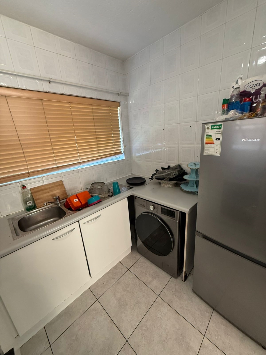 1 Bedroom Property for Sale in Bedfordview Gauteng