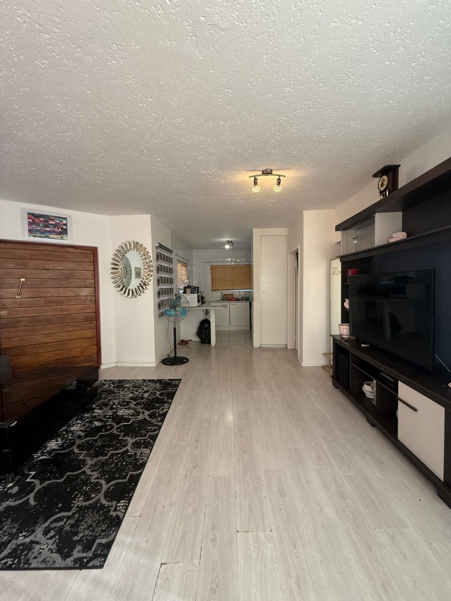 1 Bedroom Property for Sale in Bedfordview Gauteng