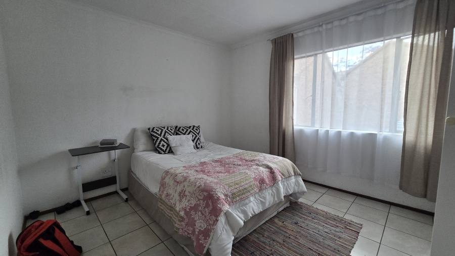 2 Bedroom Property for Sale in Halfway Gardens Gauteng