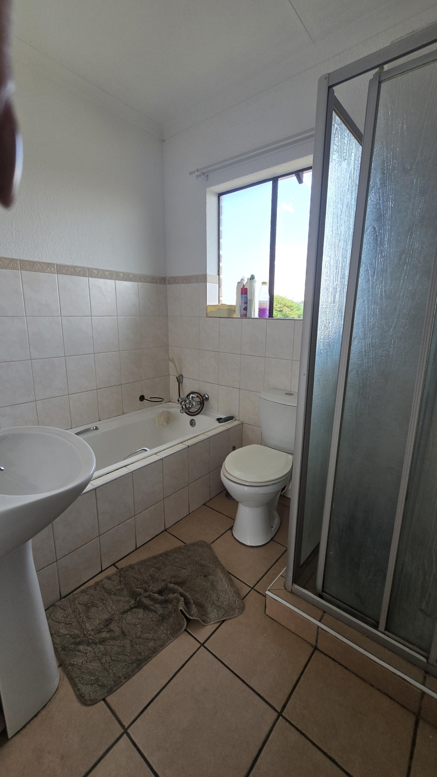 2 Bedroom Property for Sale in Halfway Gardens Gauteng