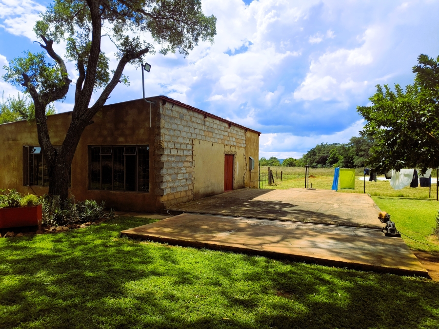 7 Bedroom Property for Sale in Doornkraal Gauteng