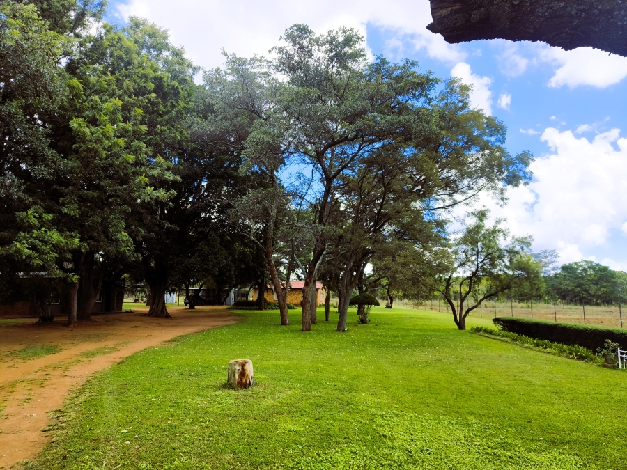 7 Bedroom Property for Sale in Doornkraal Gauteng