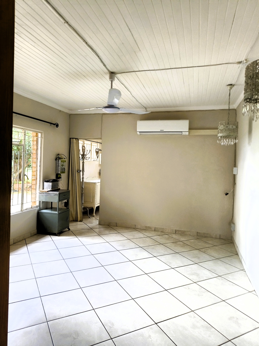 7 Bedroom Property for Sale in Doornkraal Gauteng