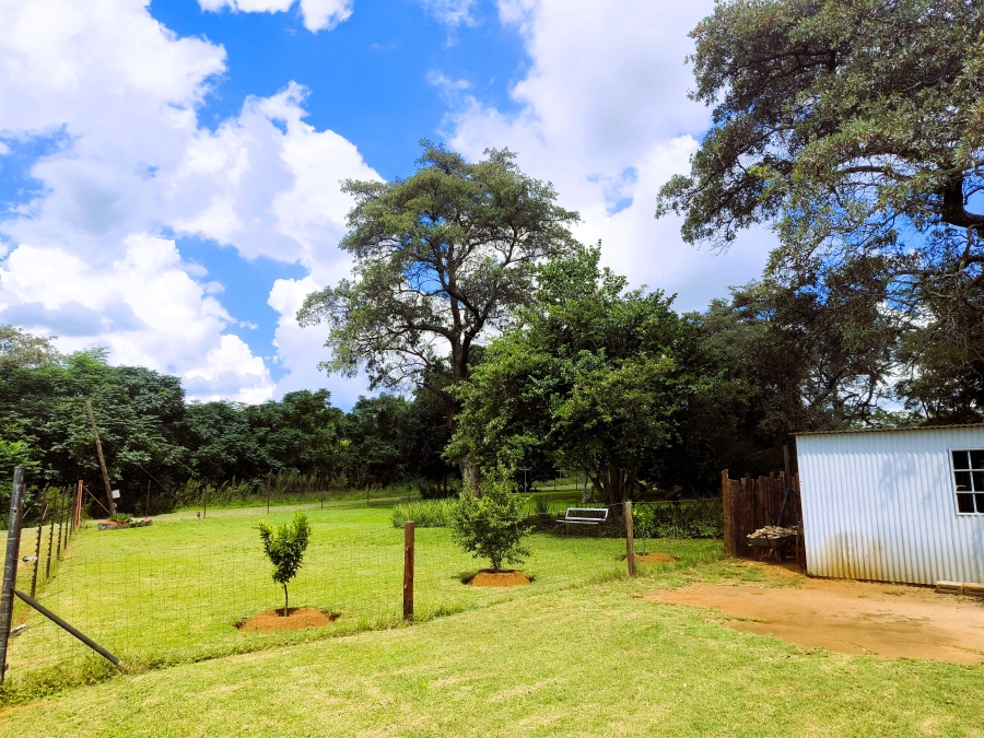 7 Bedroom Property for Sale in Doornkraal Gauteng