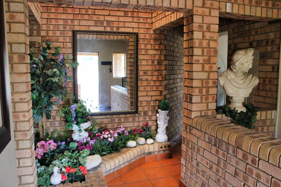 4 Bedroom Property for Sale in Moreleta Park Gauteng