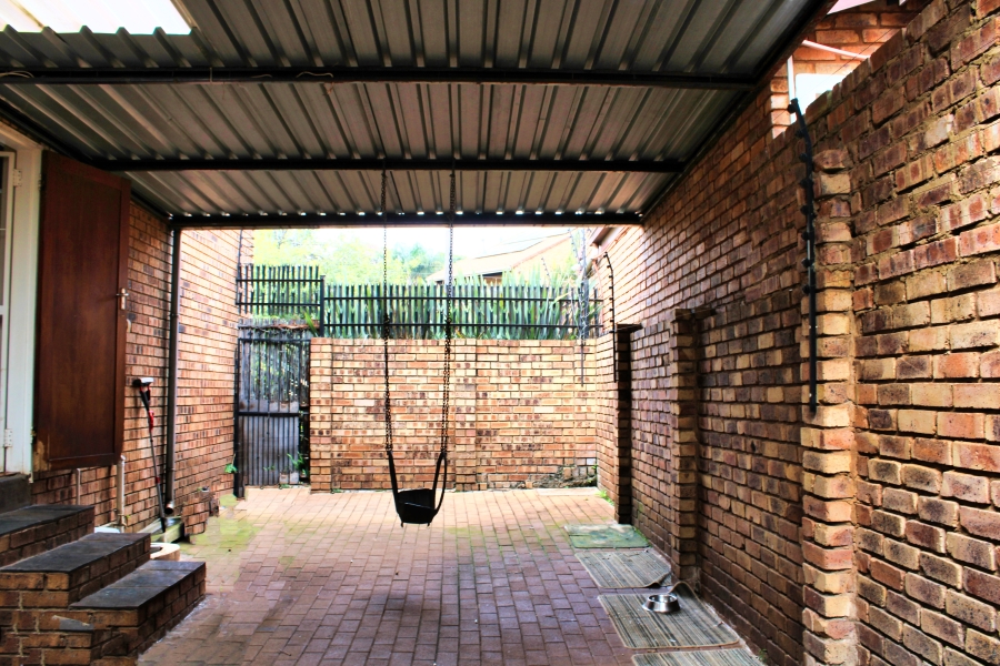 4 Bedroom Property for Sale in Moreleta Park Gauteng