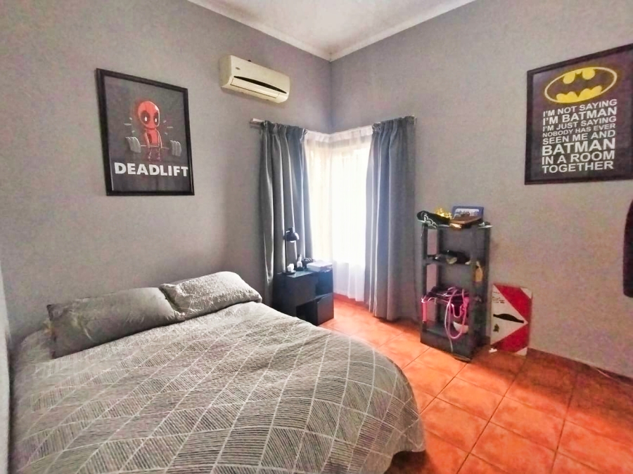 4 Bedroom Property for Sale in Moreleta Park Gauteng