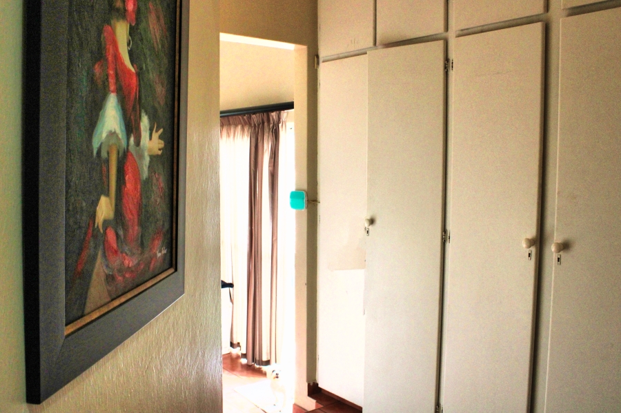 4 Bedroom Property for Sale in Moreleta Park Gauteng