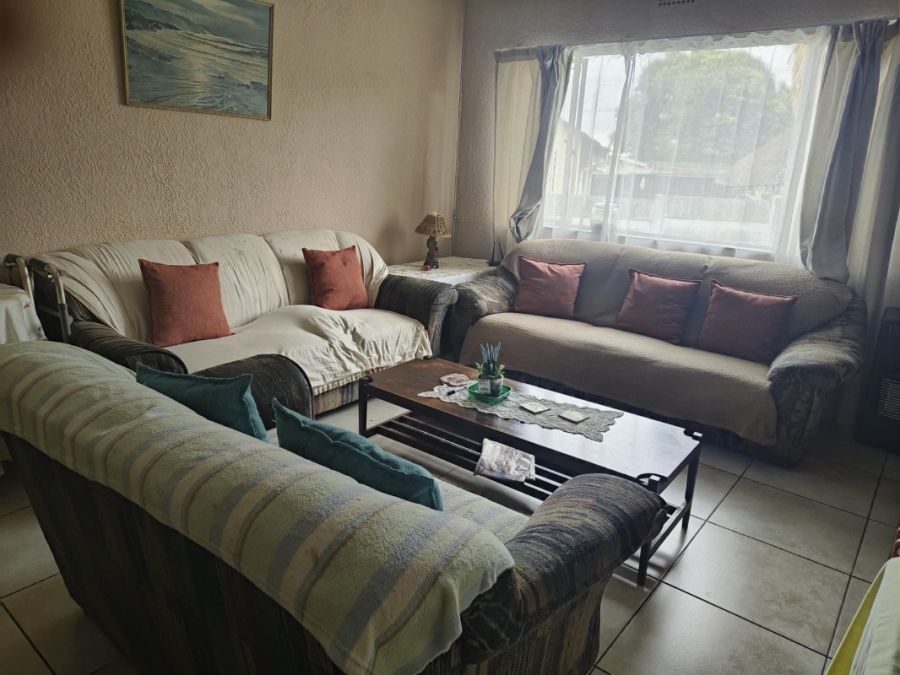 4 Bedroom Property for Sale in Klopperpark Gauteng