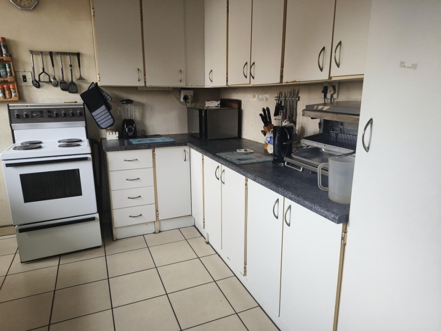 4 Bedroom Property for Sale in Klopperpark Gauteng