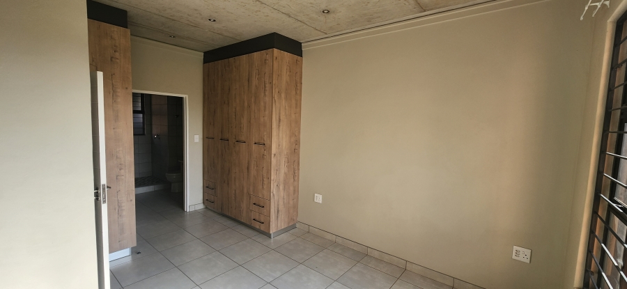 To Let 2 Bedroom Property for Rent in Rietvalleirand Gauteng