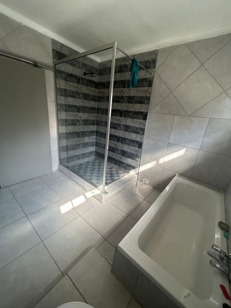 4 Bedroom Property for Sale in Westonaria Gauteng