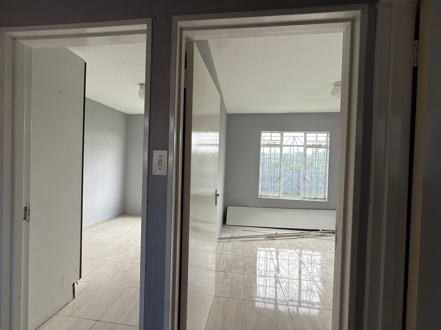 2 Bedroom Property for Sale in Naturena Gauteng