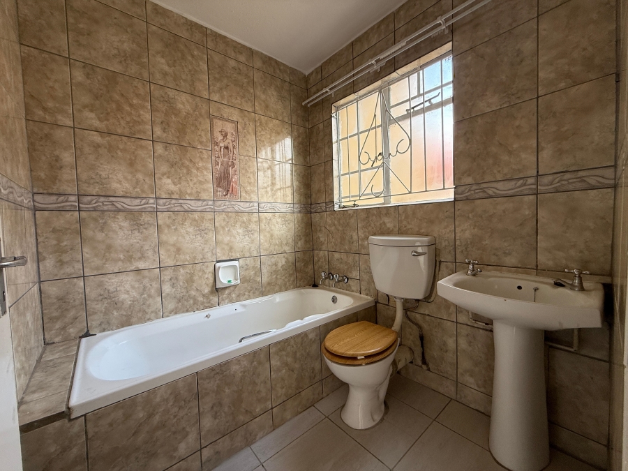 2 Bedroom Property for Sale in Naturena Gauteng