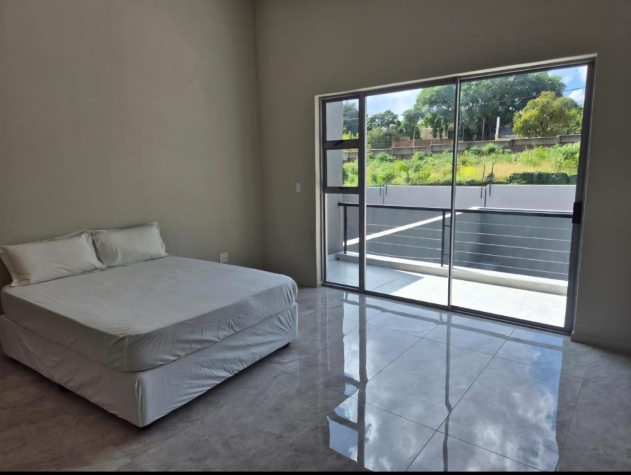 To Let 4 Bedroom Property for Rent in Hyde Park Gauteng