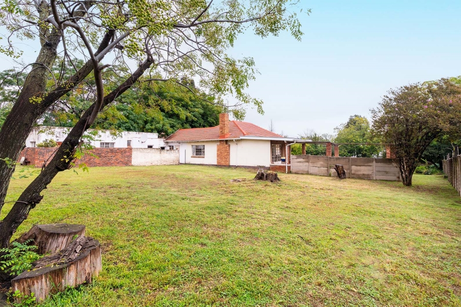 4 Bedroom Property for Sale in Lombardy East Gauteng