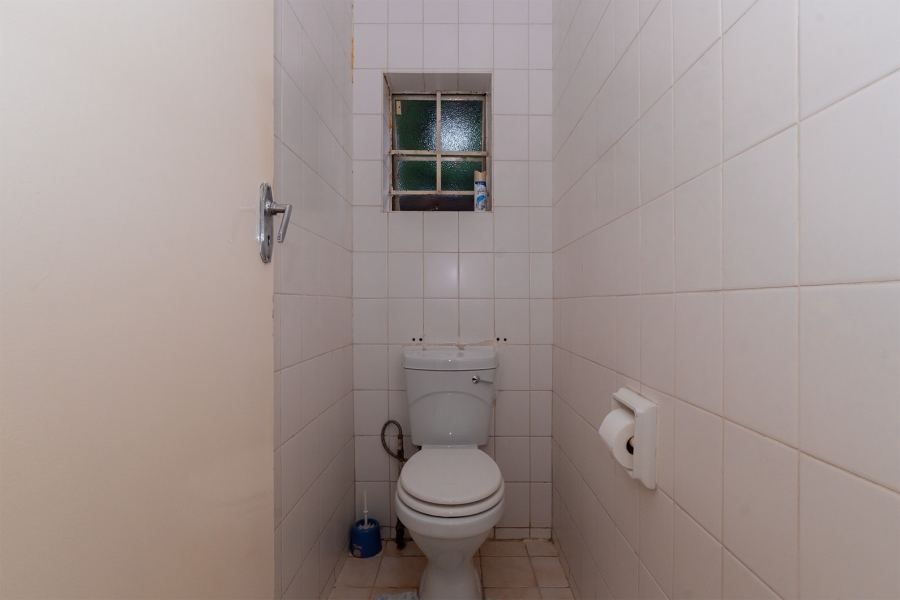 4 Bedroom Property for Sale in Lombardy East Gauteng