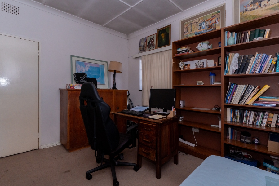 4 Bedroom Property for Sale in Lombardy East Gauteng