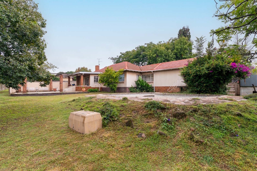 4 Bedroom Property for Sale in Lombardy East Gauteng