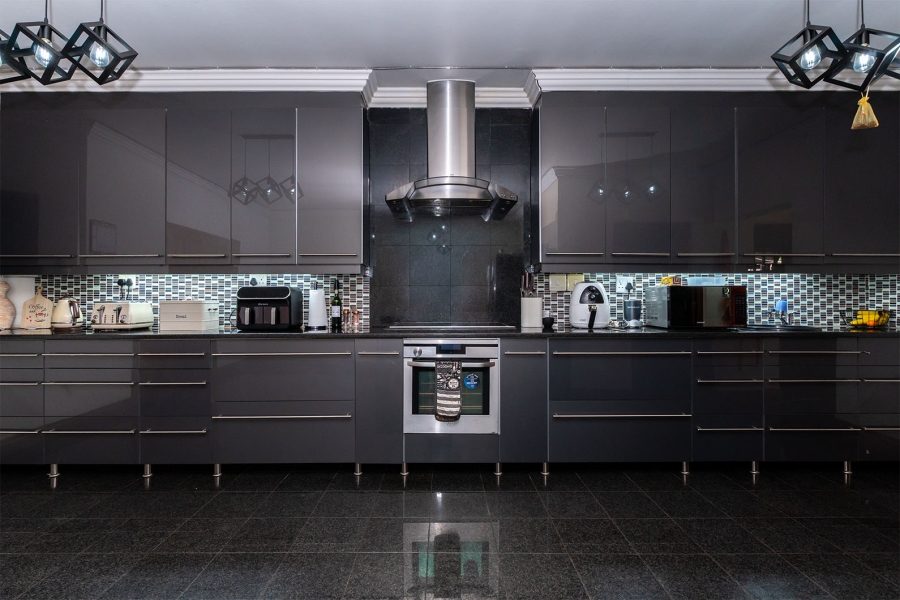 6 Bedroom Property for Sale in Norton Home Estate AH Gauteng