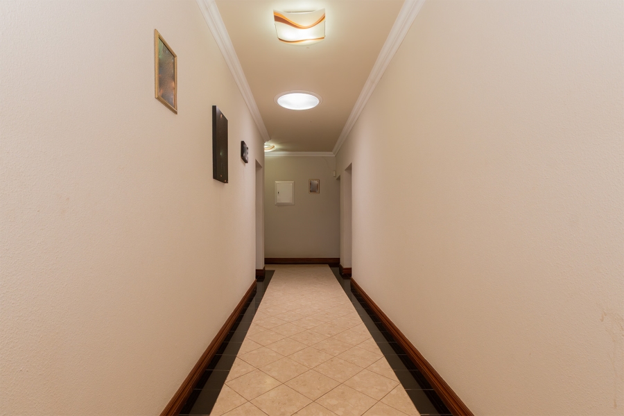 6 Bedroom Property for Sale in Norton Home Estate AH Gauteng