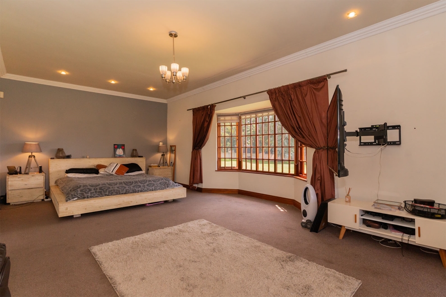 6 Bedroom Property for Sale in Norton Home Estate AH Gauteng