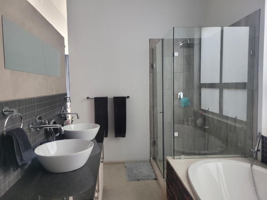 3 Bedroom Property for Sale in Chancliff Ridge Gauteng