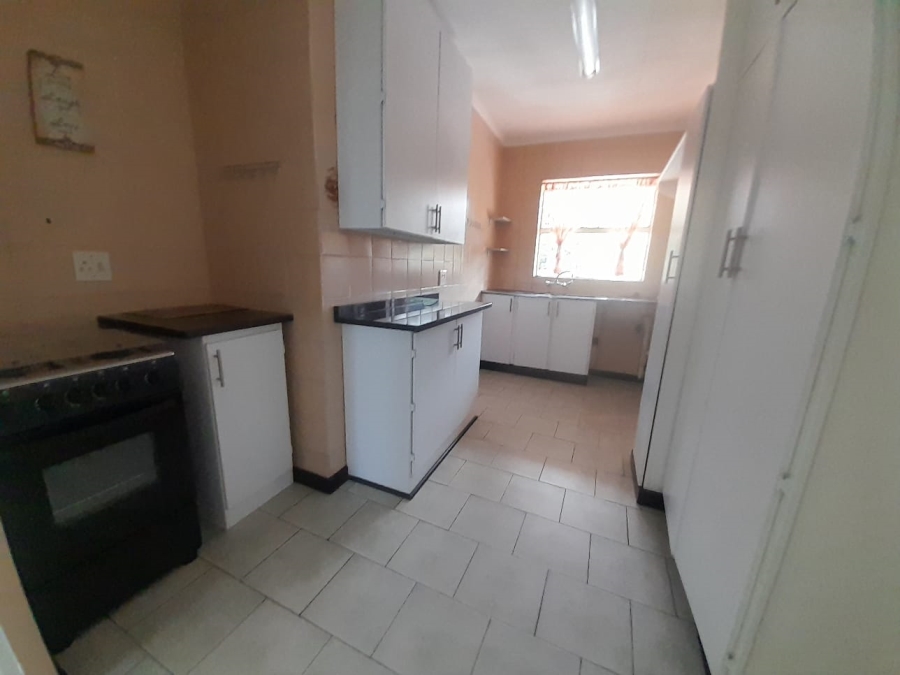To Let 3 Bedroom Property for Rent in Silverfields Gauteng