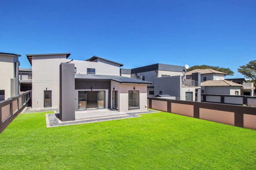 4 Bedroom Property for Sale in Roodepark Eco Estate Gauteng