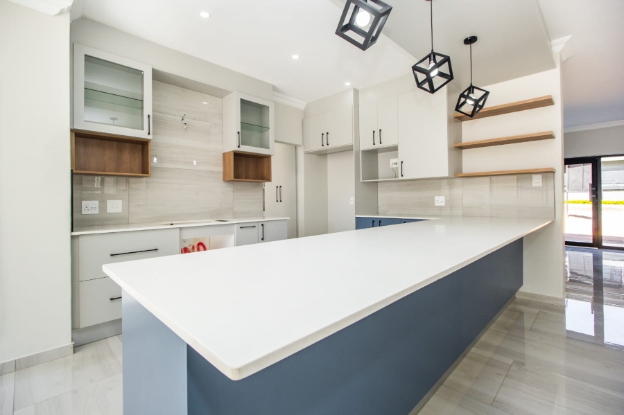 4 Bedroom Property for Sale in Roodepark Eco Estate Gauteng