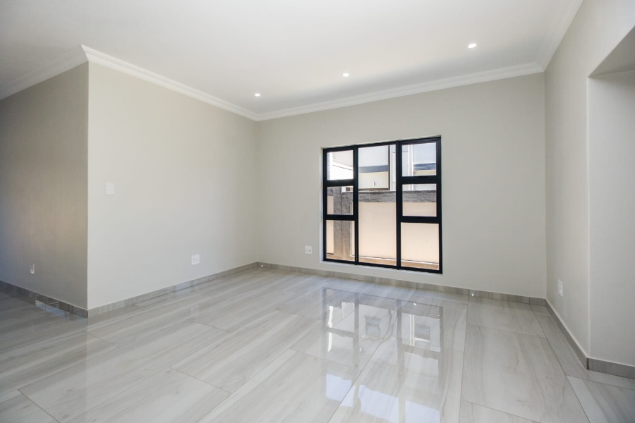 4 Bedroom Property for Sale in Roodepark Eco Estate Gauteng