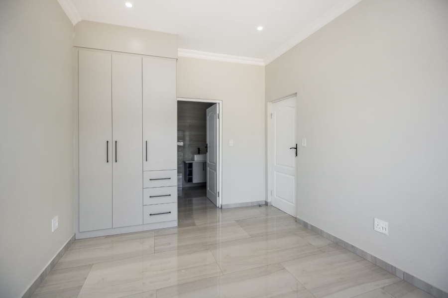 4 Bedroom Property for Sale in Roodepark Eco Estate Gauteng