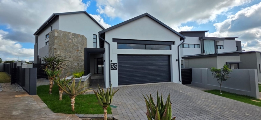4 Bedroom Property for Sale in Fountainbrook Estate Gauteng