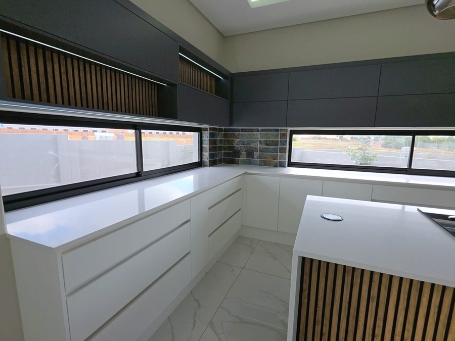 4 Bedroom Property for Sale in Fountainbrook Estate Gauteng