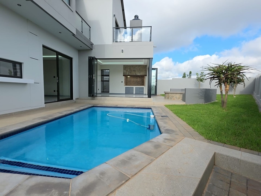 4 Bedroom Property for Sale in Fountainbrook Estate Gauteng