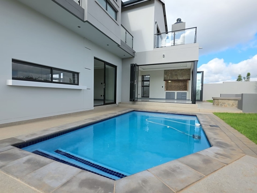 4 Bedroom Property for Sale in Fountainbrook Estate Gauteng