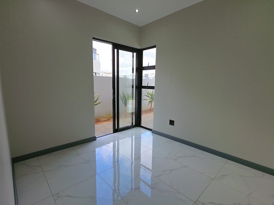 4 Bedroom Property for Sale in Fountainbrook Estate Gauteng