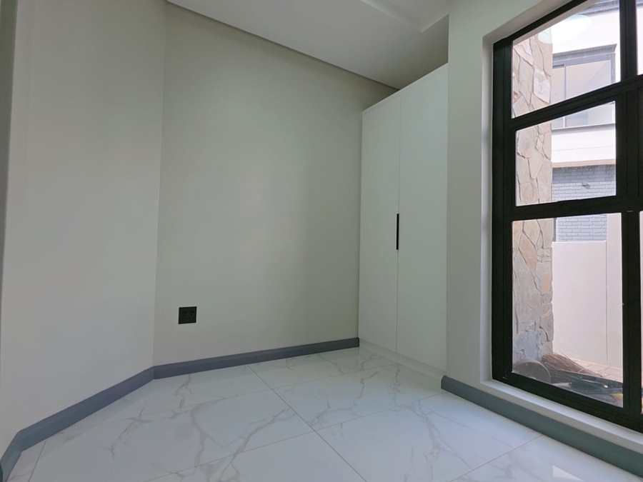 4 Bedroom Property for Sale in Fountainbrook Estate Gauteng