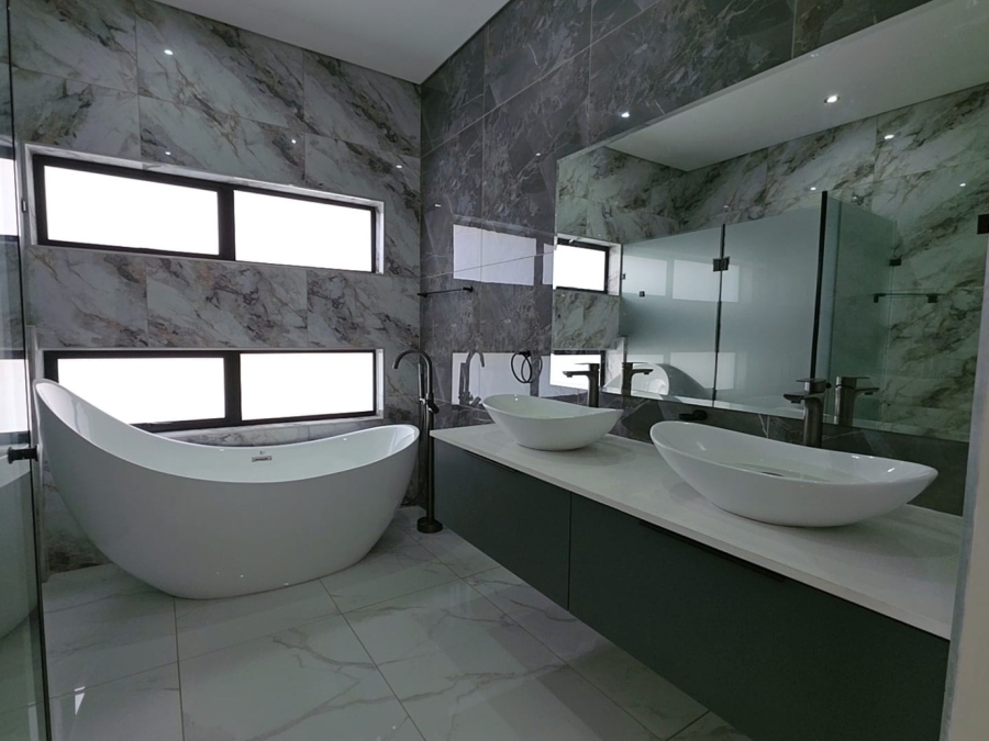 4 Bedroom Property for Sale in Fountainbrook Estate Gauteng