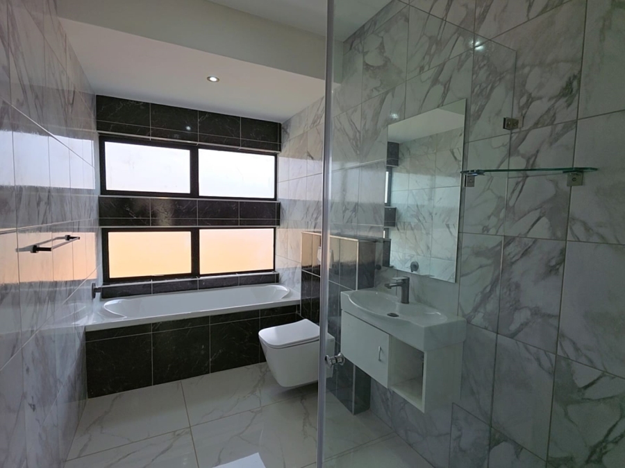 4 Bedroom Property for Sale in Fountainbrook Estate Gauteng