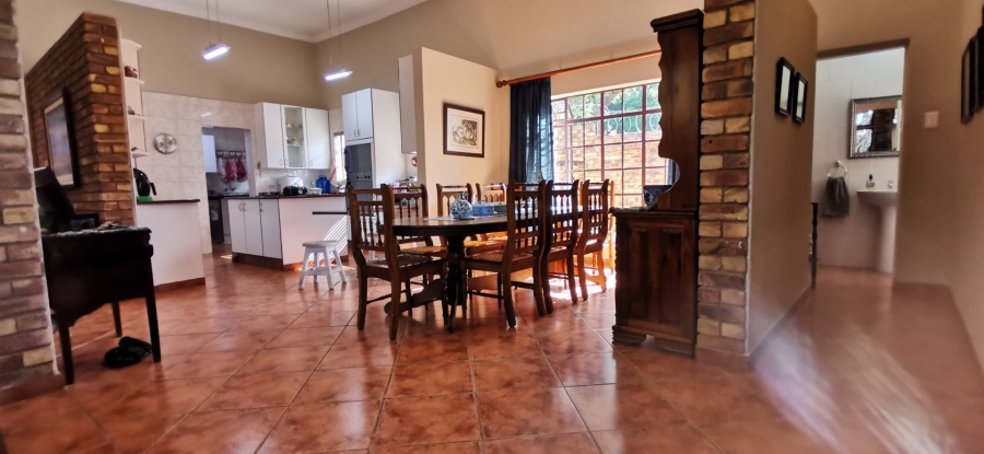4 Bedroom Property for Sale in Ninapark Gauteng