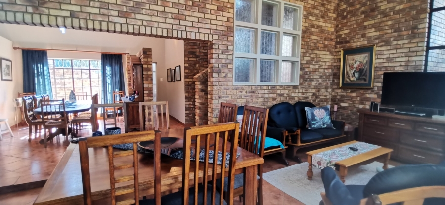 4 Bedroom Property for Sale in Ninapark Gauteng
