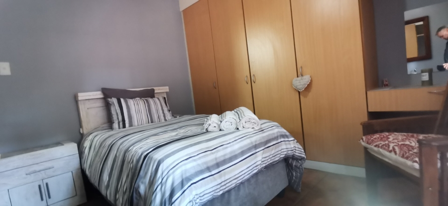 4 Bedroom Property for Sale in Ninapark Gauteng