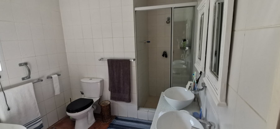 4 Bedroom Property for Sale in Ninapark Gauteng