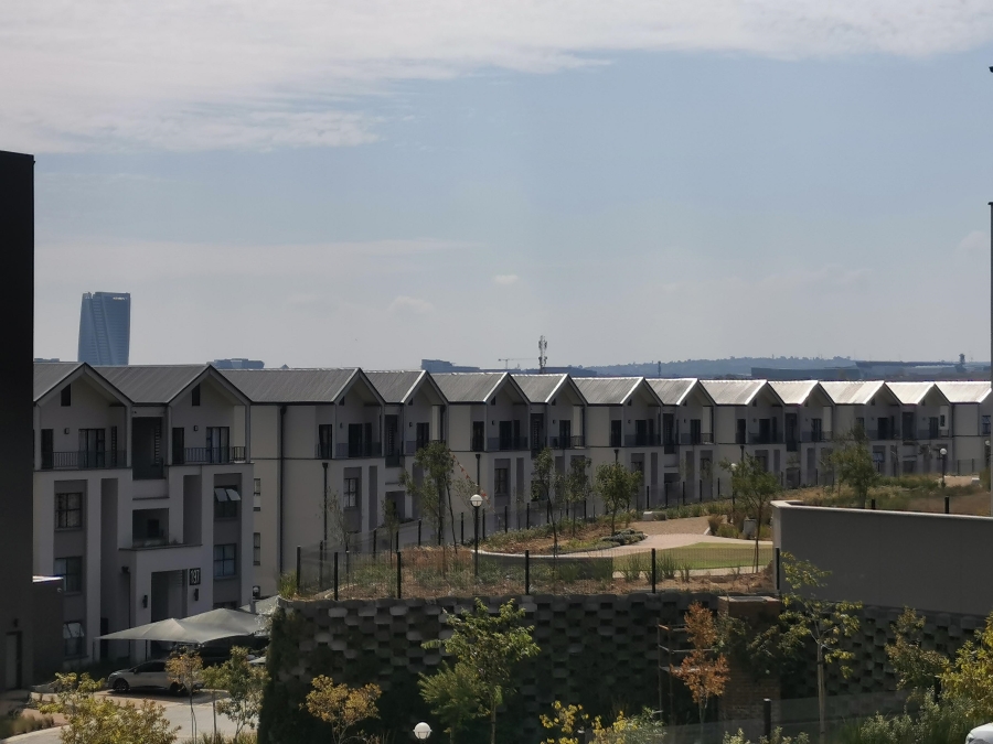 3 Bedroom Property for Sale in Waterfall Gauteng